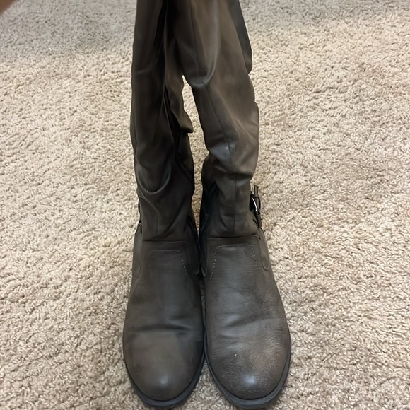 Gray Leather Boots - Picture 2 of 4